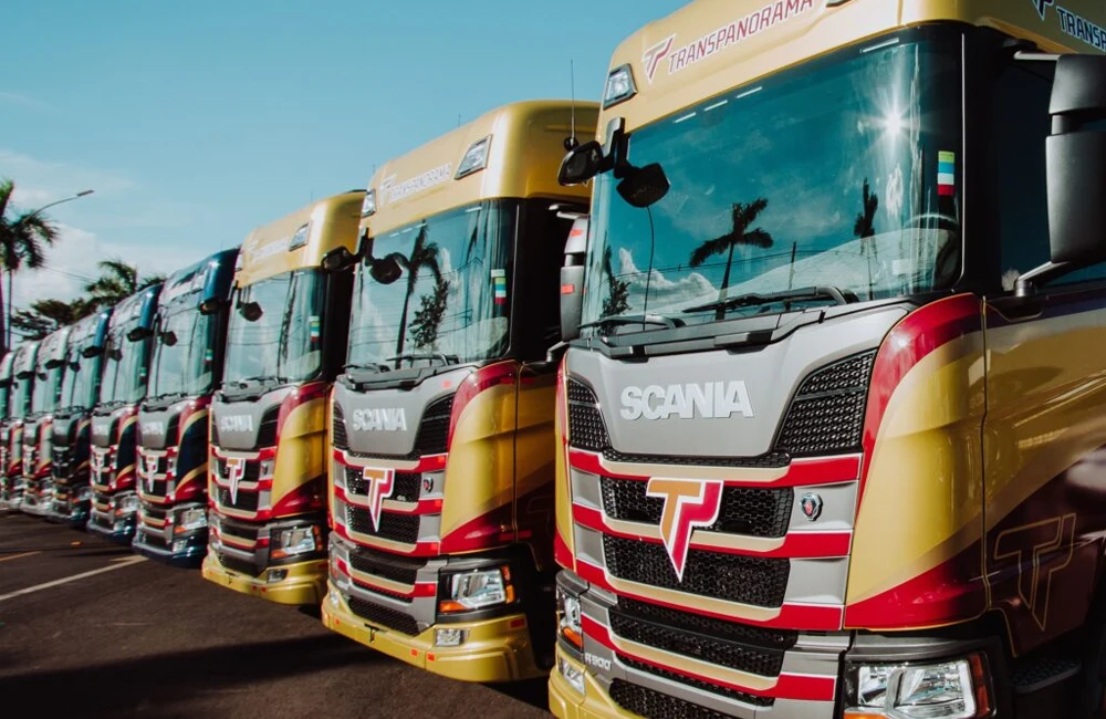 Caminhões da Transpanorama equipados com sistemas de Video-telemetria e IA.